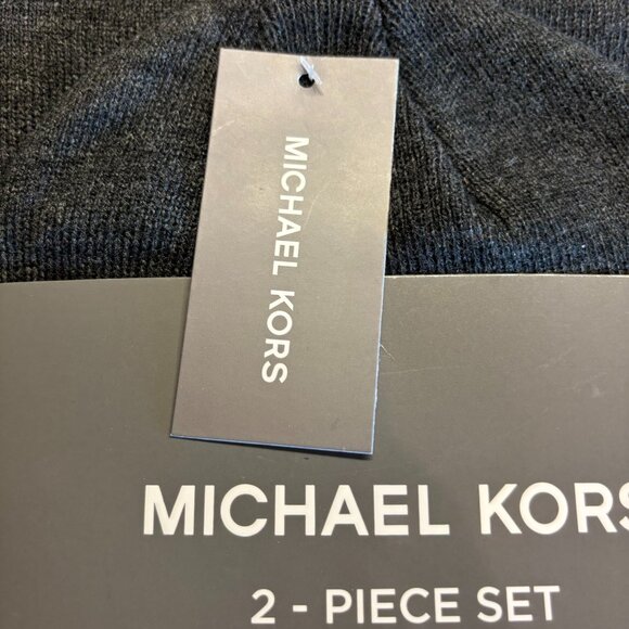 NWT Michael Kors 2 Piece Hat Scarf Set Dark Gray $88 Style 34401C - Picture 2 of 6